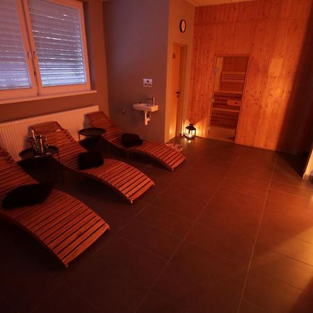 Hotel Banik Nitrianske Rudno Exteriör bild