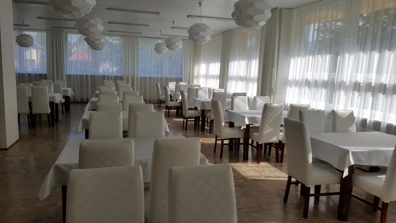 Hotel Banik Nitrianske Rudno Exteriör bild