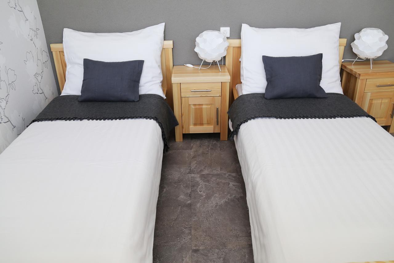Hotel Banik Nitrianske Rudno Exteriör bild